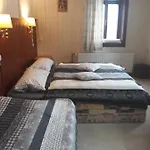 Guest house Leona Korenov